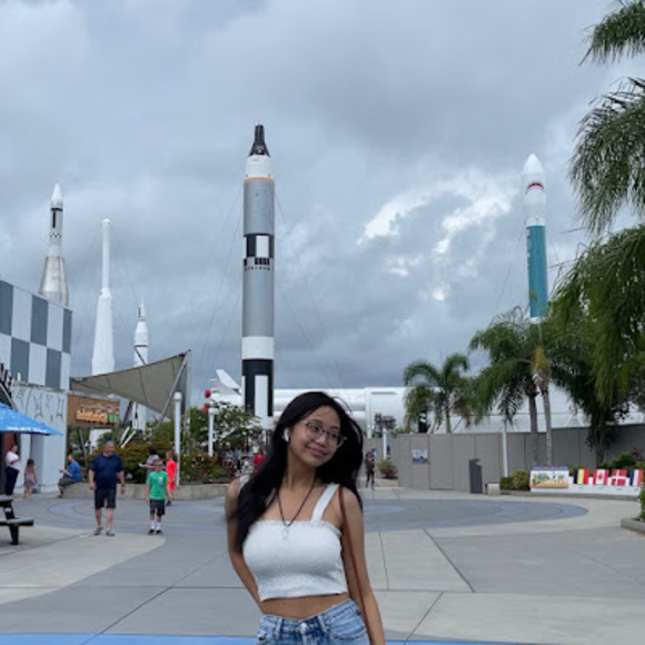 Meet your Posher, Sindy - Picture 1 of 1